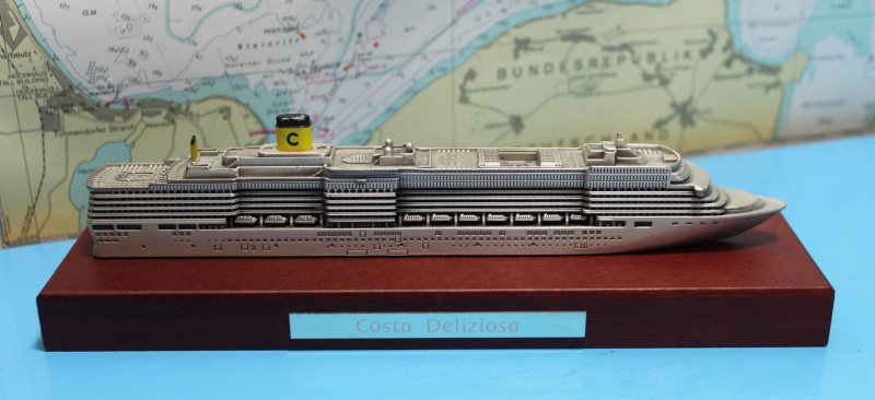 Cruise ship "Costa Deliziosa" Hybrid Spirit- / Vista-class (1 p.) IT 2010 in ca. 1:1400